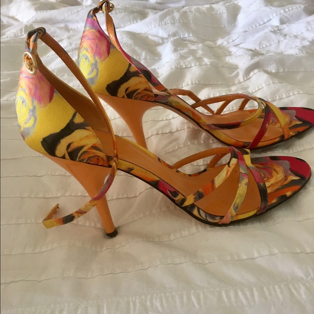 Multi colored heels Size 8