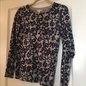 Xs Gap, Blue and gray floral sweater.