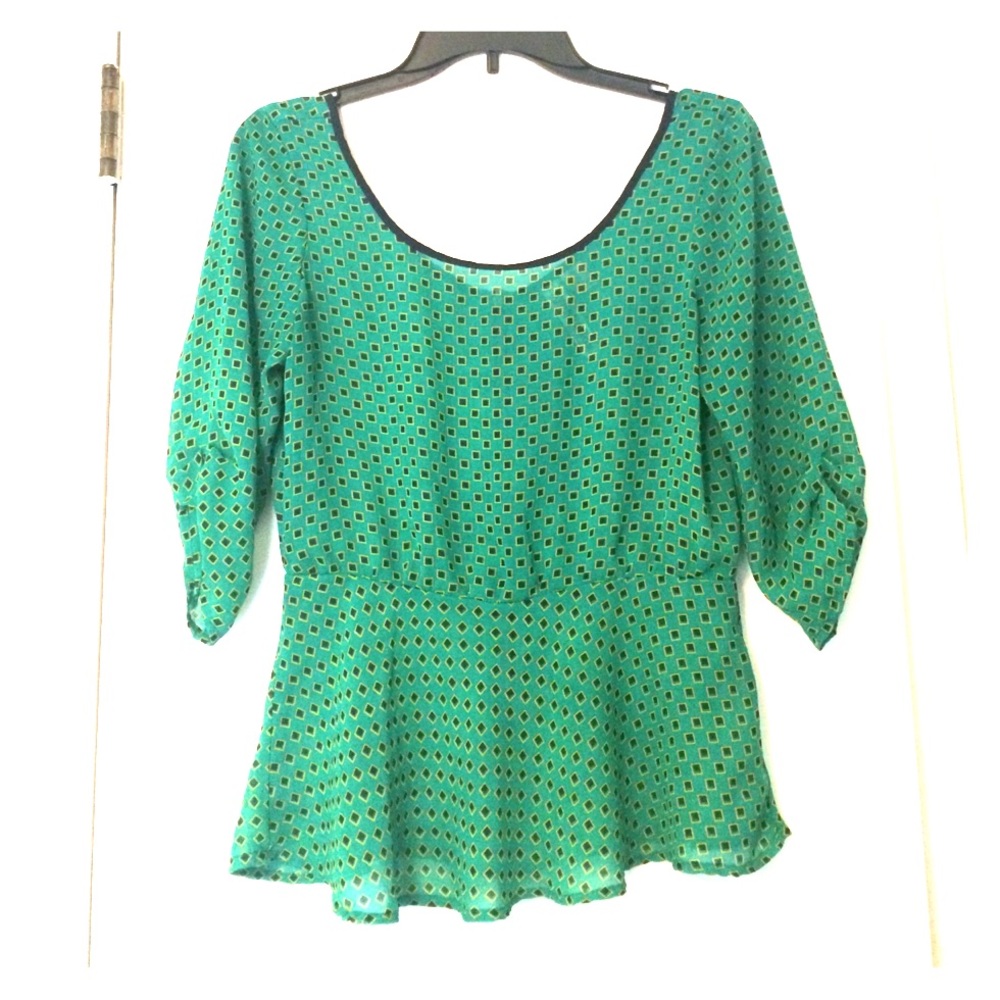Sheer Green Patterned Blouse - Picture 1 of 4