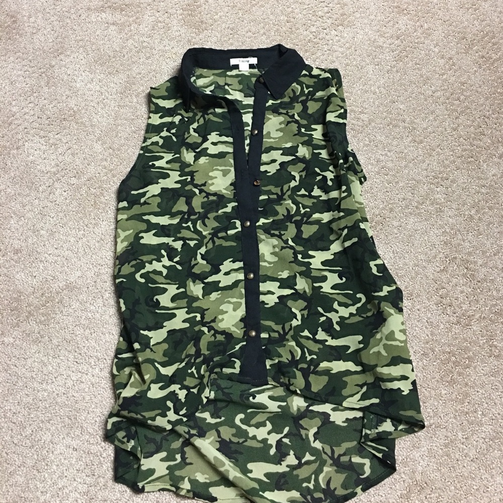 Camo top