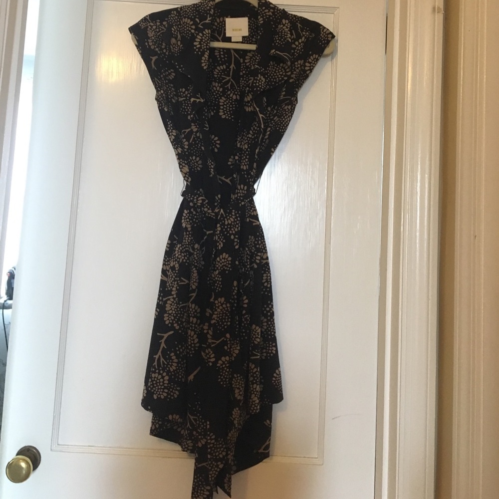 Maeve wrap dress from Anthropologie. Size 0