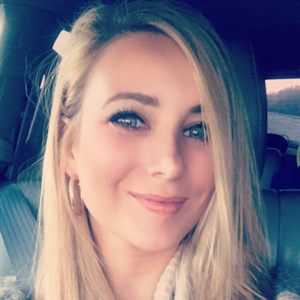 Meet your Posher, Lacey