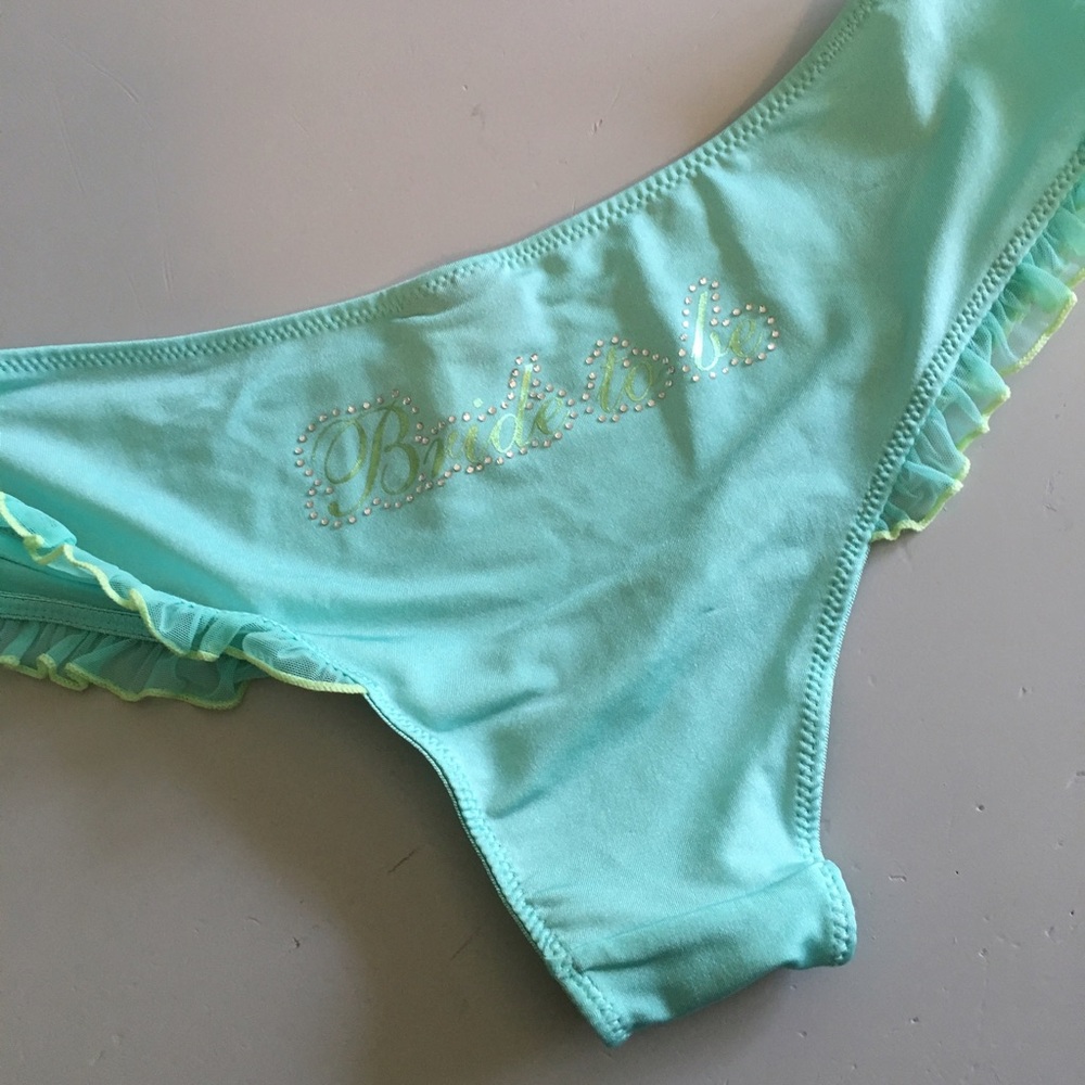 NWT Victoria's Secret Bridal cheeky panties
