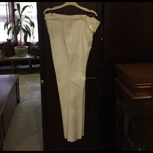 Anne Klein white cotton slacks