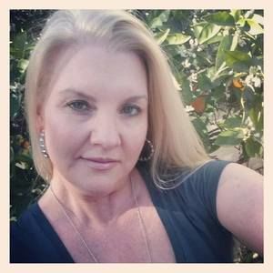 Meet your Posher, Denise