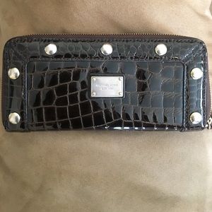 Michael Kors Jet Set Studded Wallet