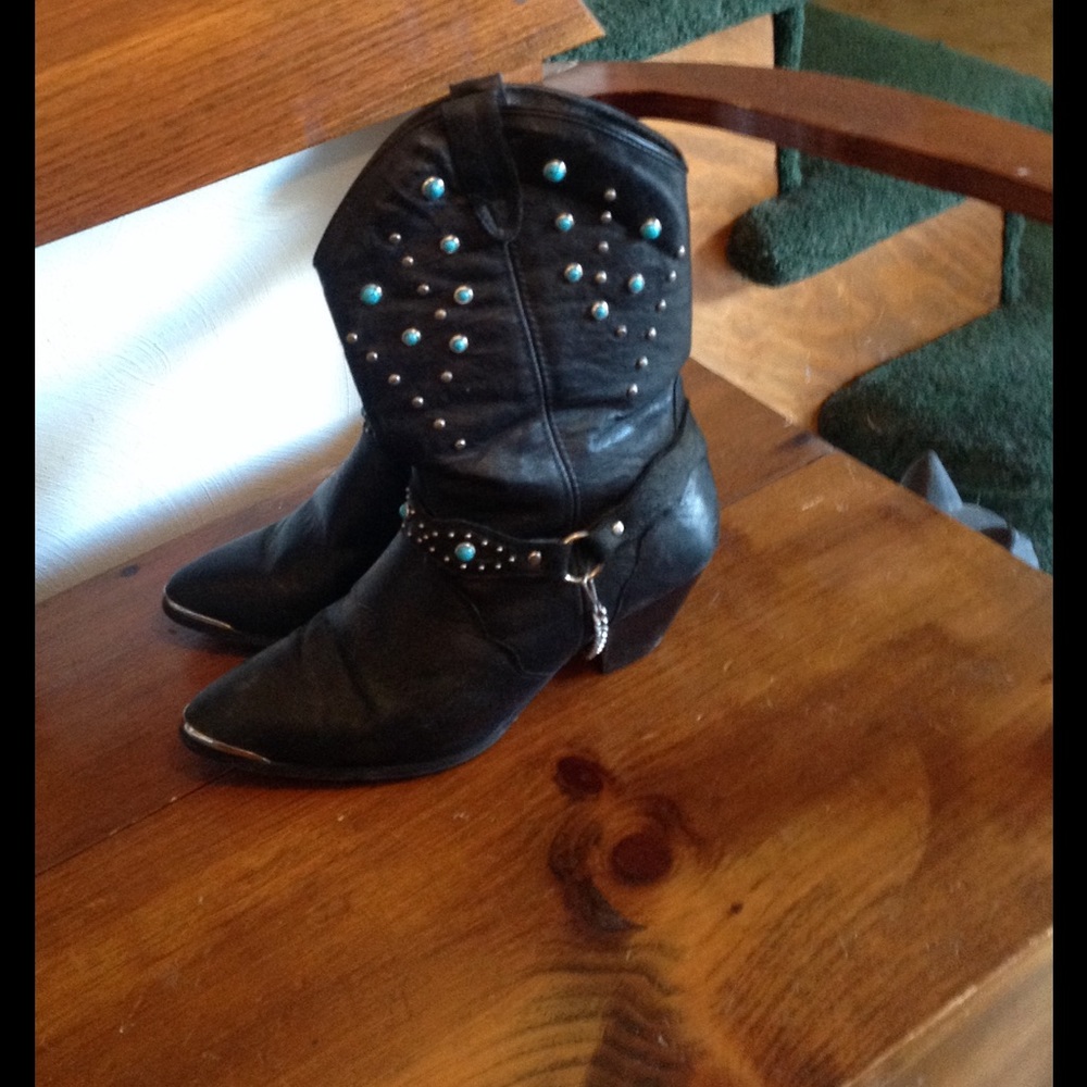 Dingo boots
