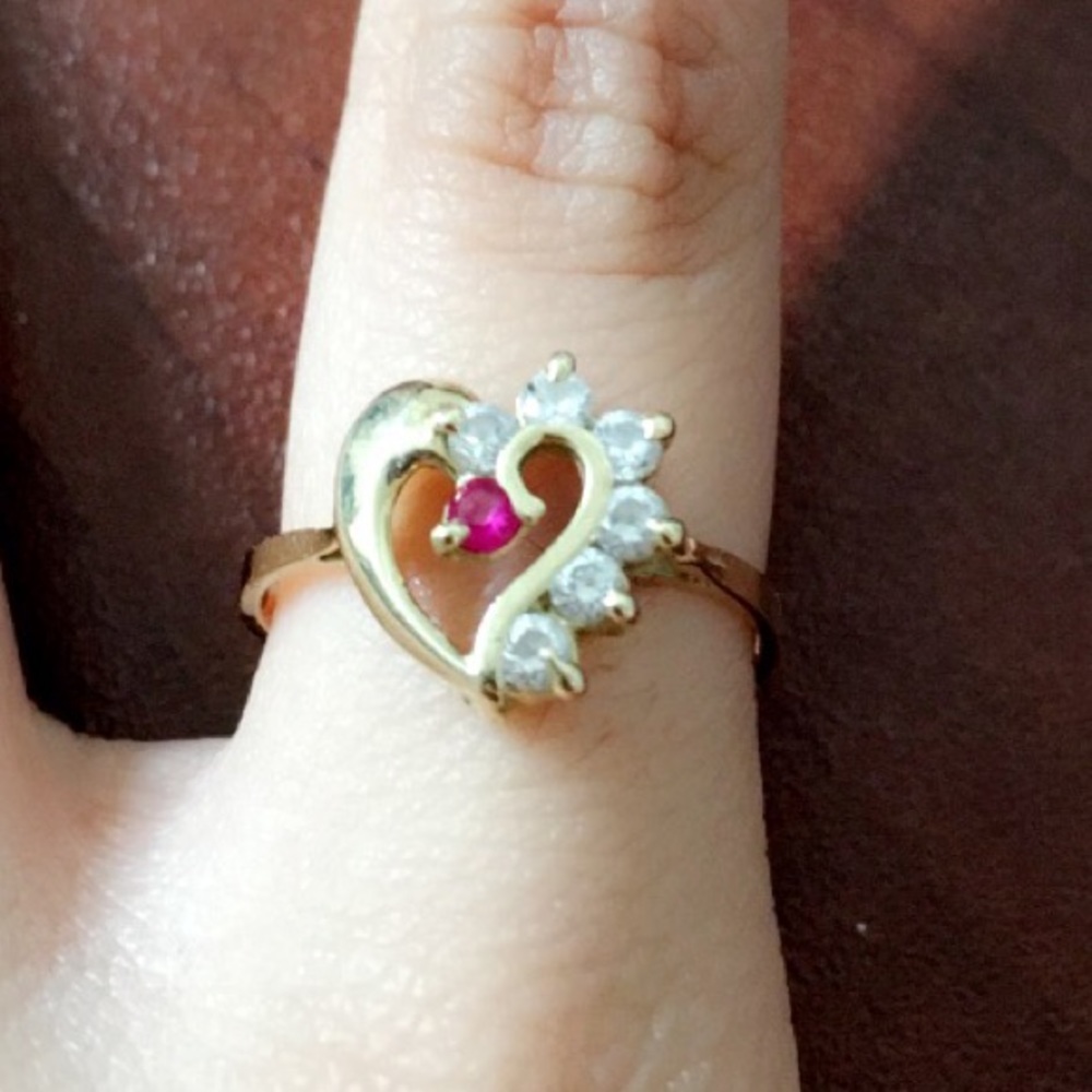 PRICE DROPPED Real AI0K Gold heart ring