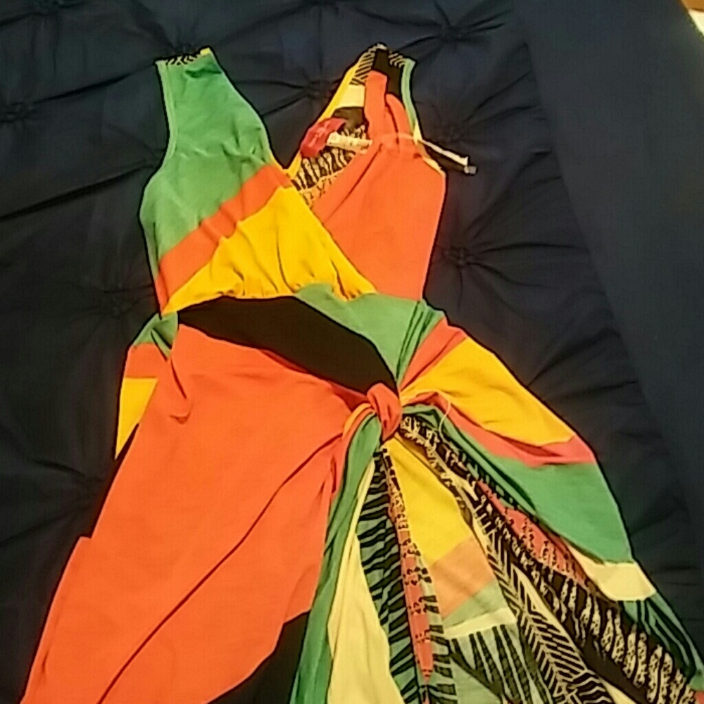 Dress Akira Never Worn