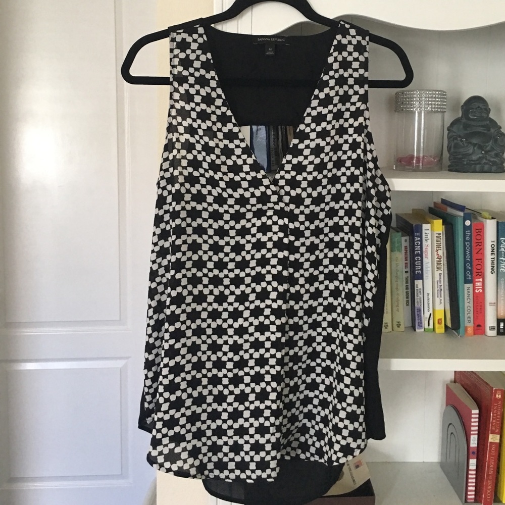 Banana Republic Sleeveless Blouse