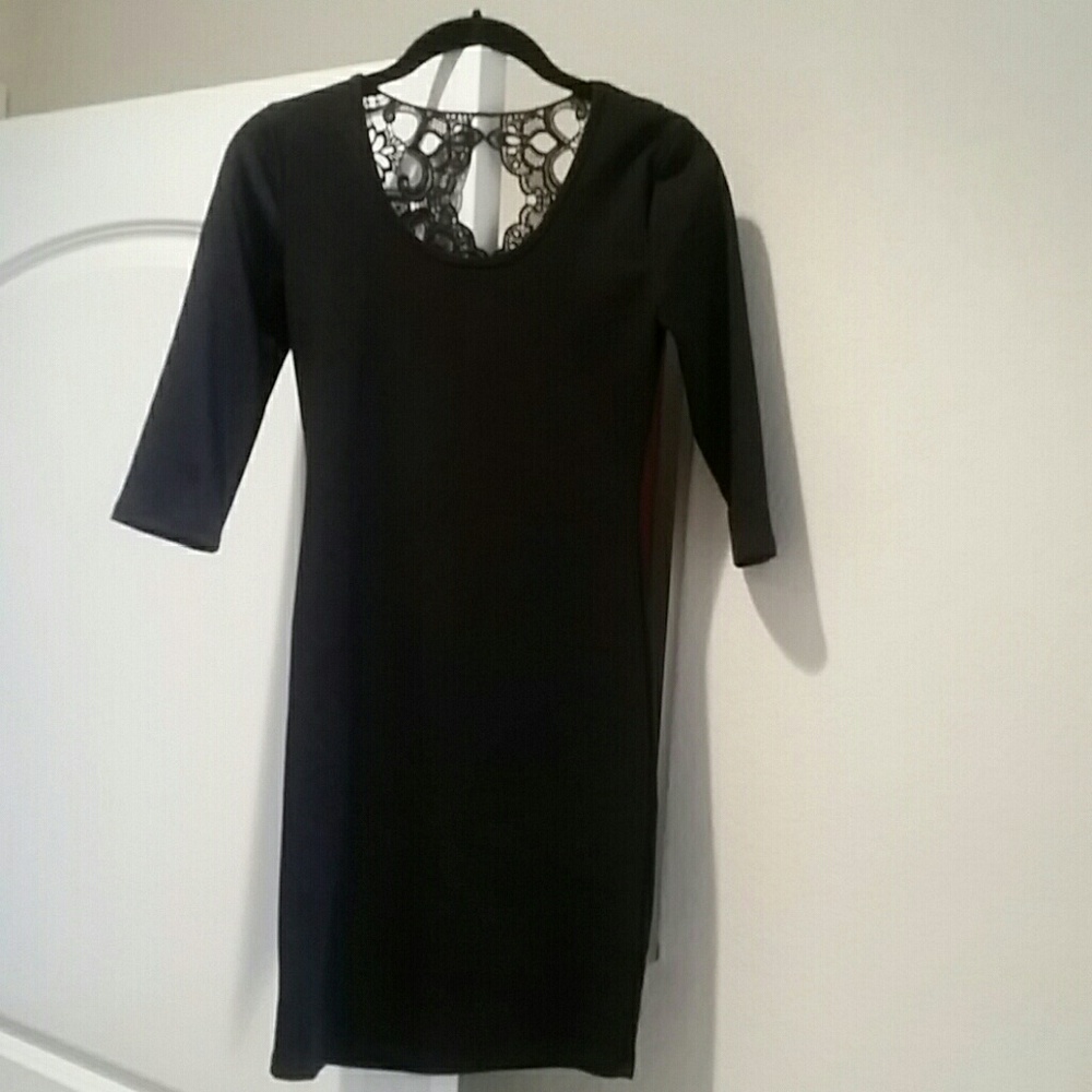 Black body con dress scoop neck