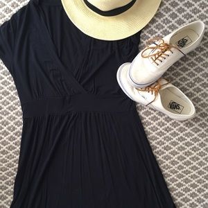 Black v-neck tshirt dress