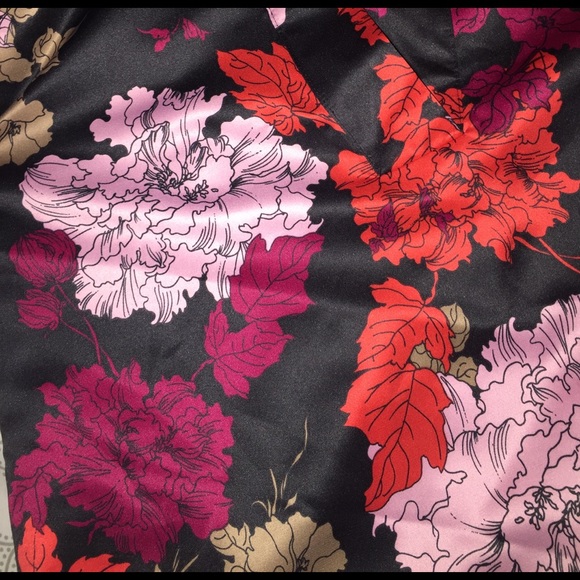 Beautiful Silk Dress - Picture 3 of 3