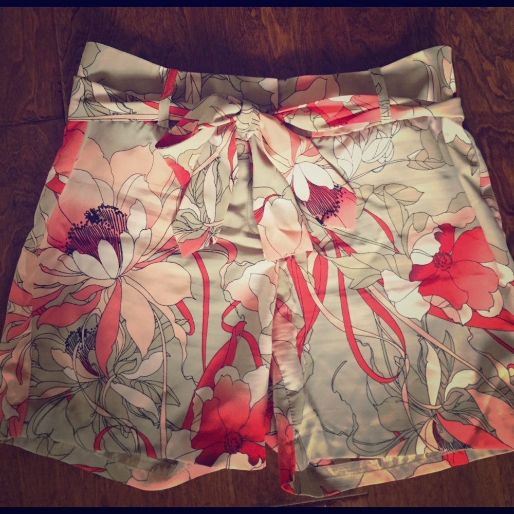 Cute, Floral Shorts