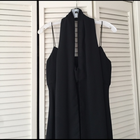 Long black formal dress - Picture 3 of 6