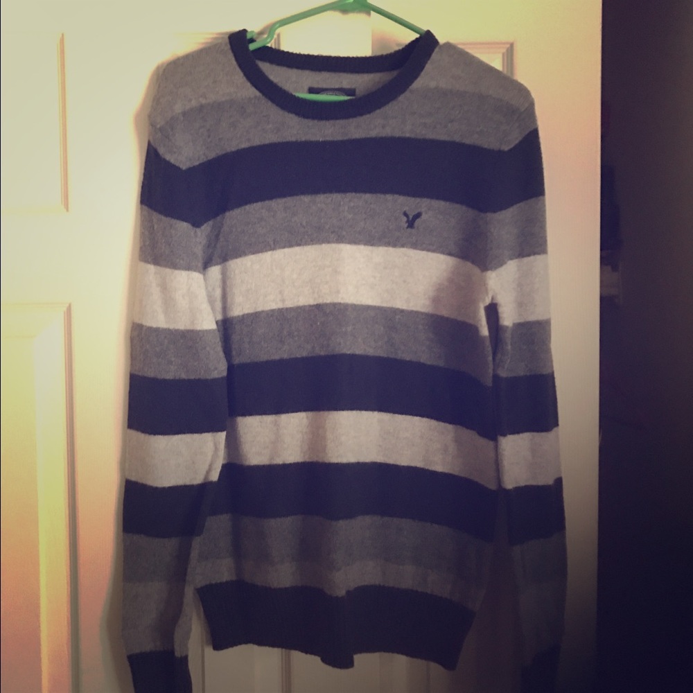 American eagle long sleeve shirt