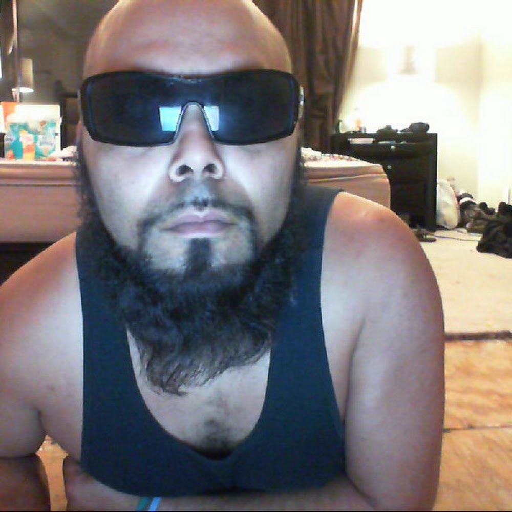 Meet your Posher, Aji