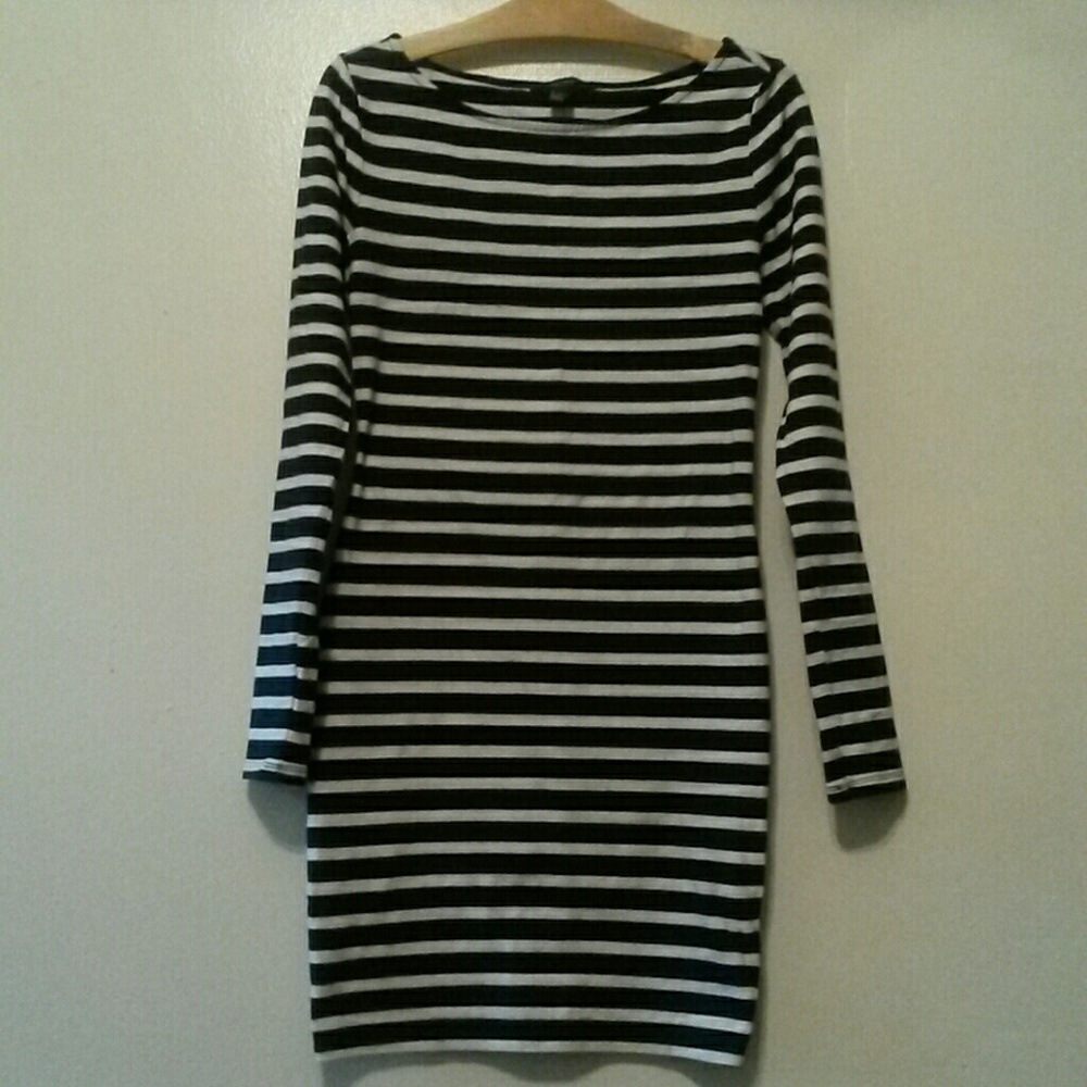 Forever 21 Short Body Con Dress
