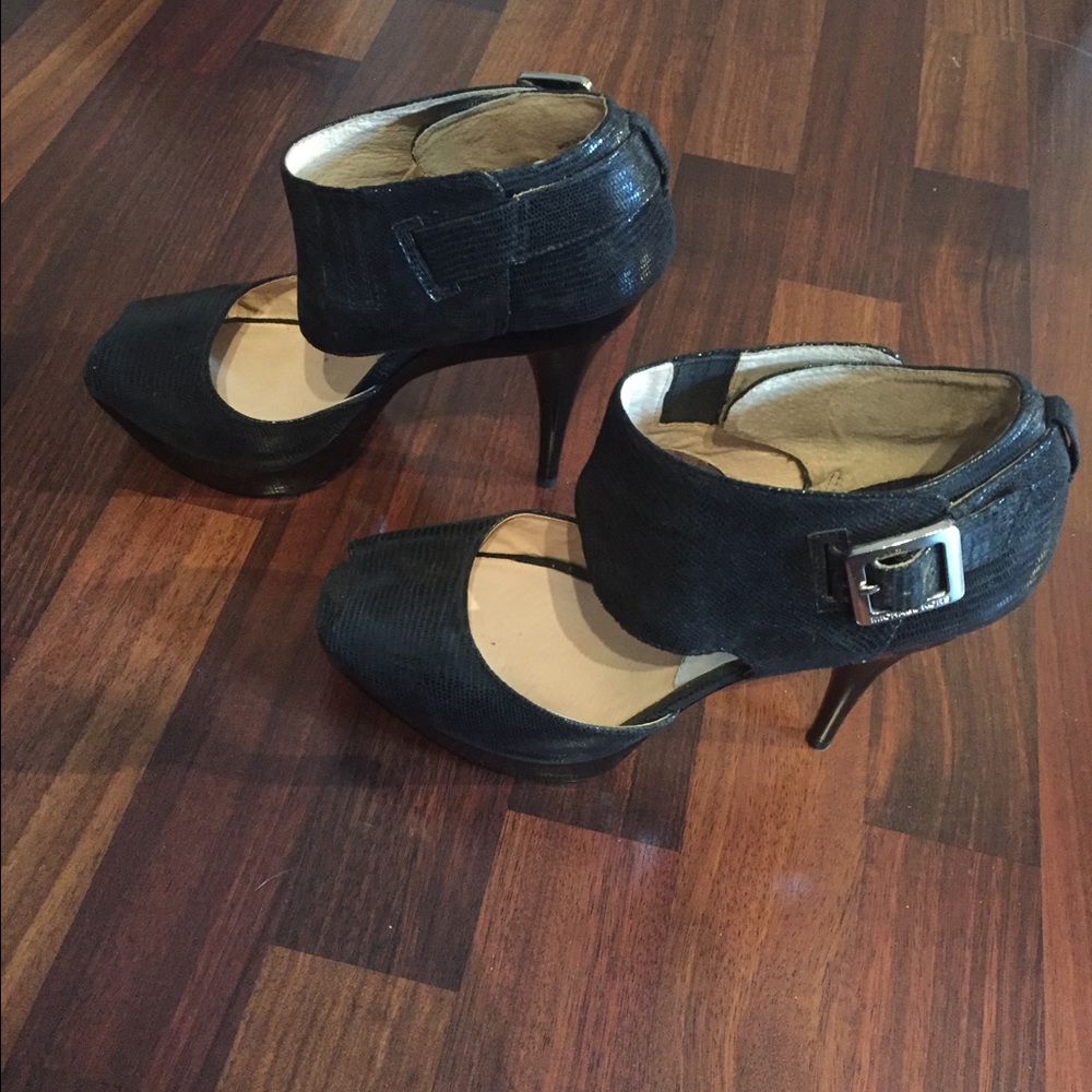 Michael kors platform heels