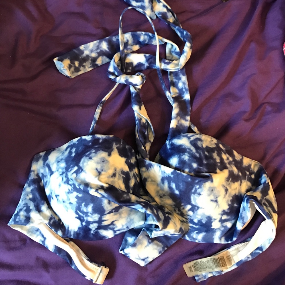 Victoria Secret Pink medium bikini top