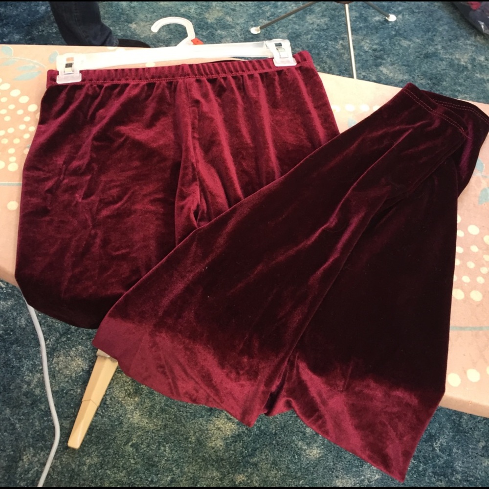 Velvet leggings size small medium in cherry color