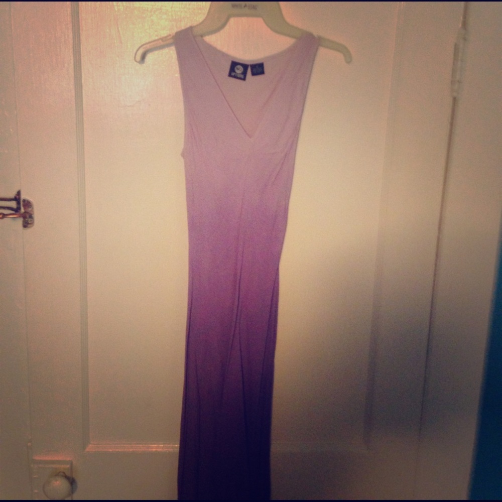 Thin purple fade dress