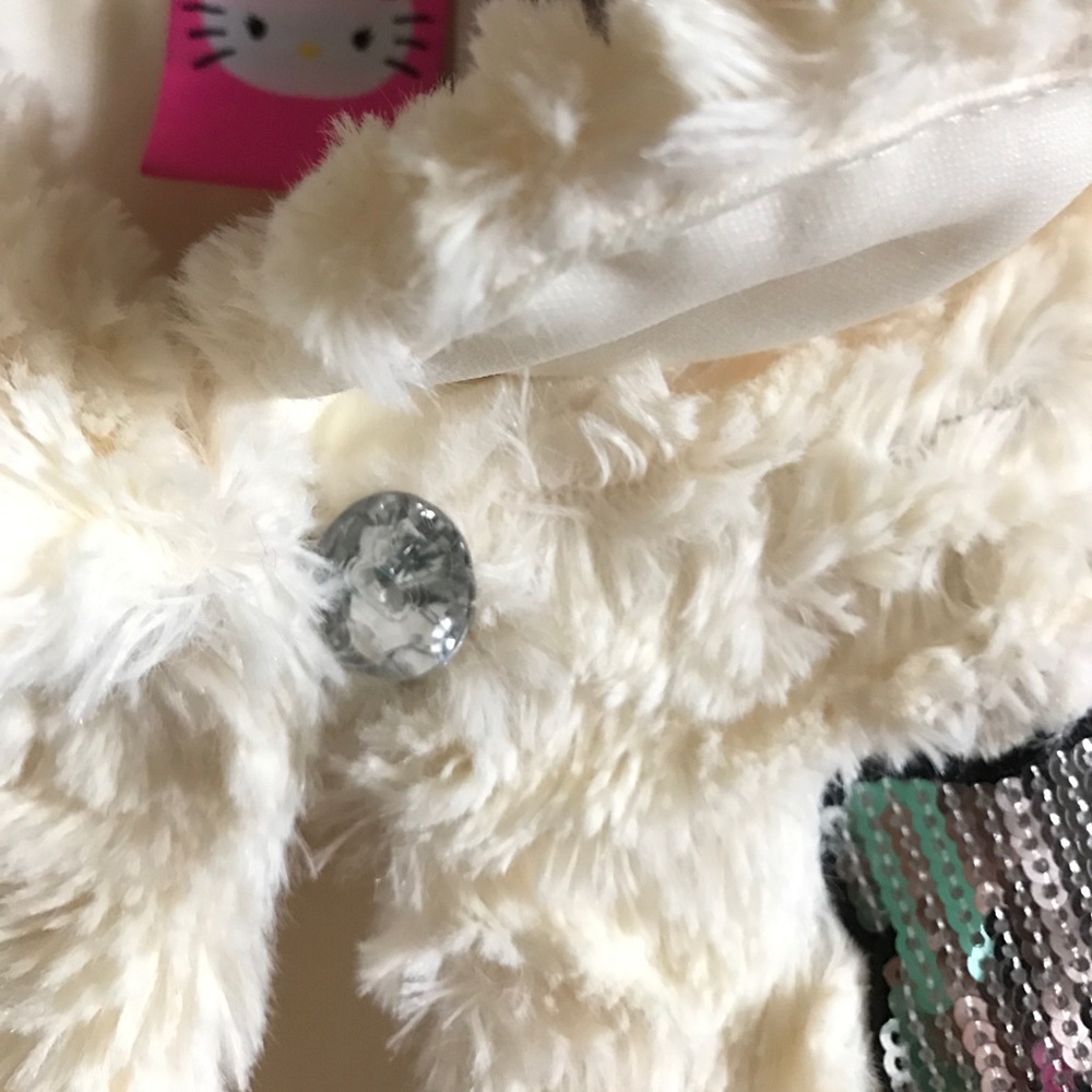 🎀Hello Kitty 🎀 - Picture 2 of 3