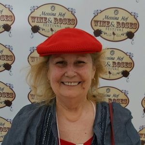 Meet your Posher, Christa