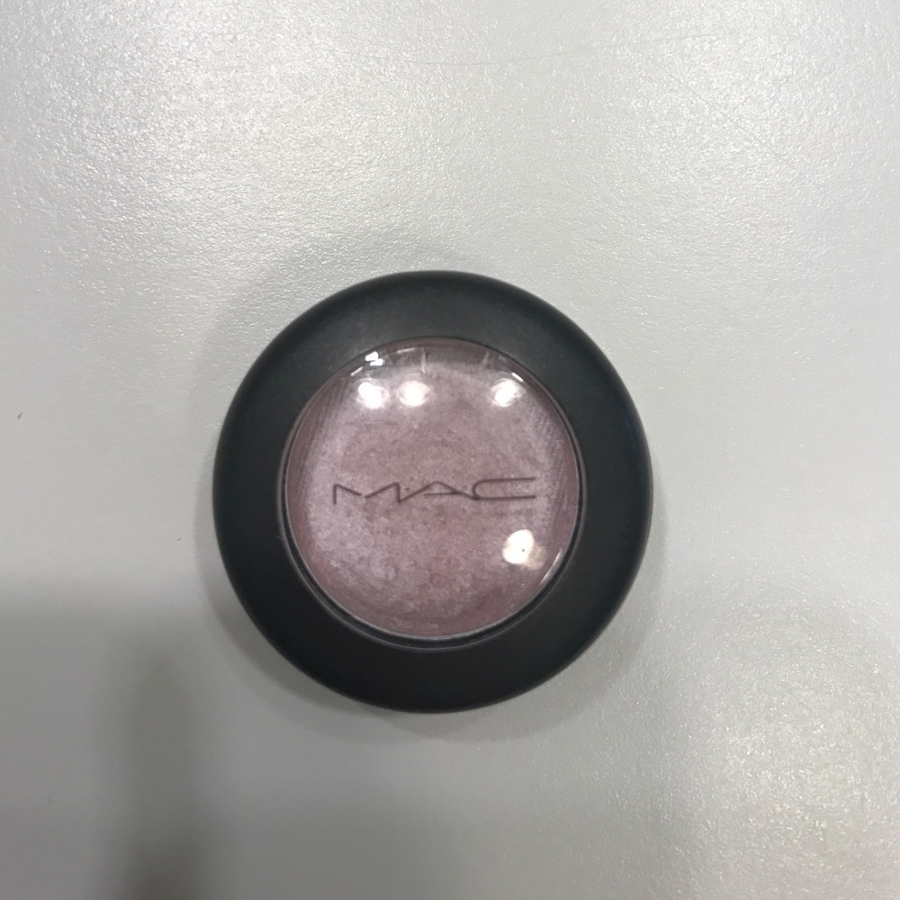 Mac eyeshadow