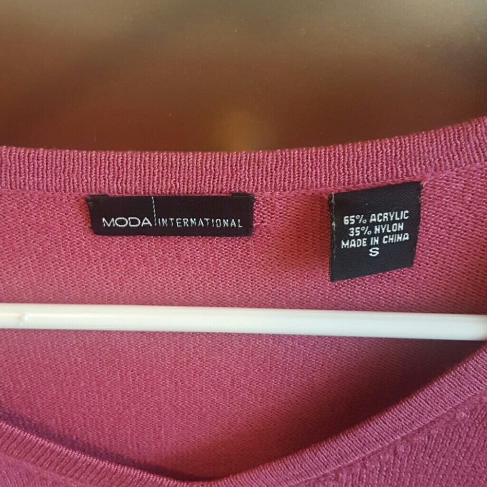 Small sweater. - Picture 2 of 2