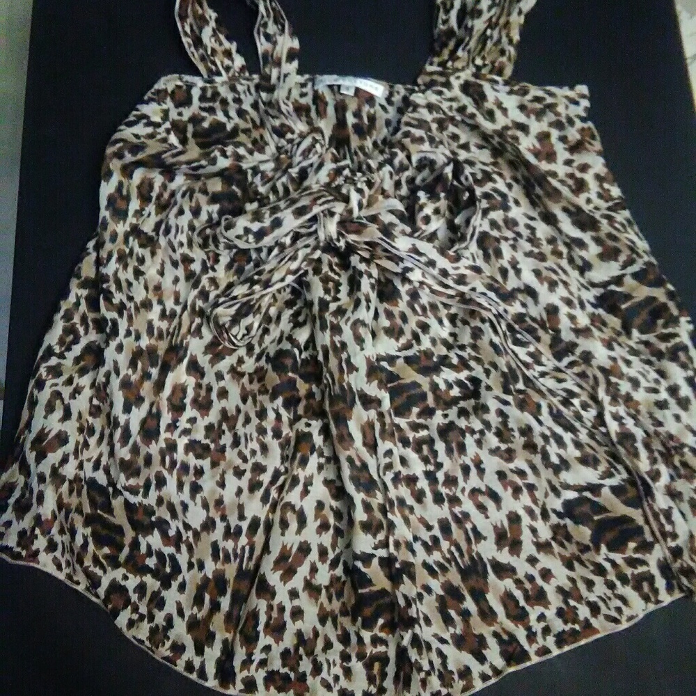 Leopard print top