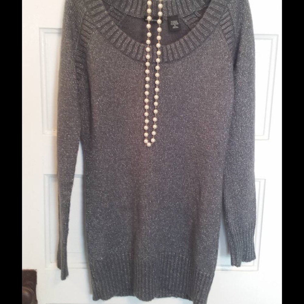 EUC Moda International sparkly tunic sweater