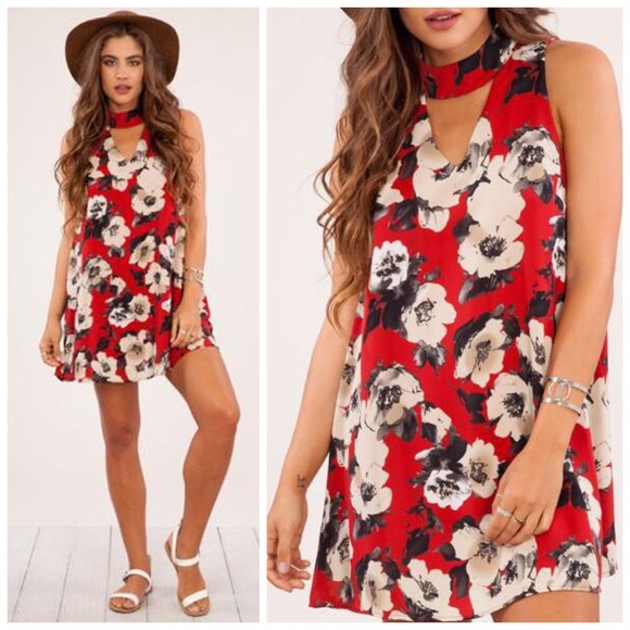 New red floral dress - Picture 2 of 8