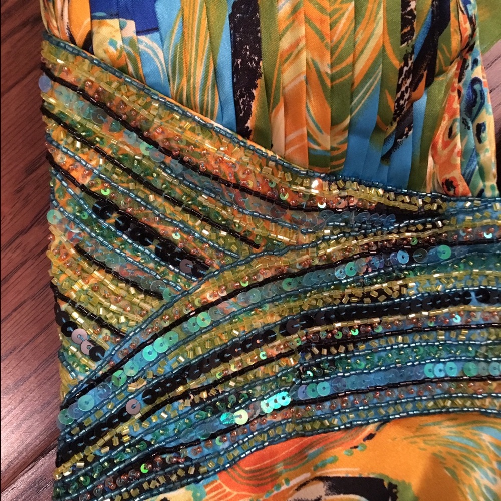 BEYOND Division of Jovani formal gown size 2 - Picture 4 of 7