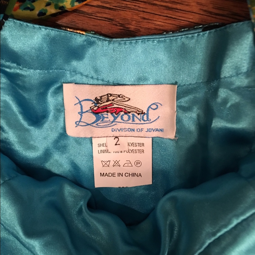 BEYOND Division of Jovani formal gown size 2 - Picture 7 of 7