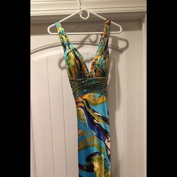 BEYOND Division of Jovani formal gown size 2 - Picture 2 of 7