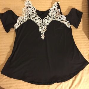 Lacy Cold shoulder shirt