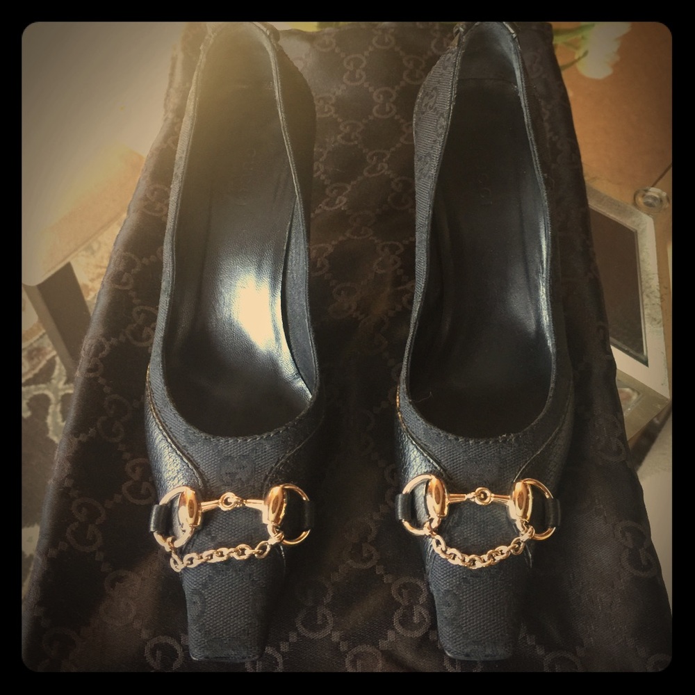 🌸SALE🌷 Authentic Gucci box toe 👠 👠