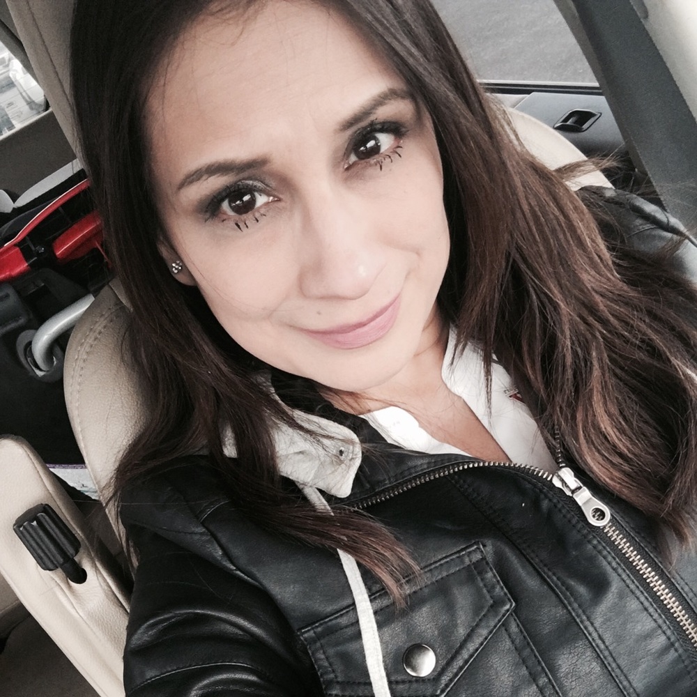 Meet your Posher, Maura