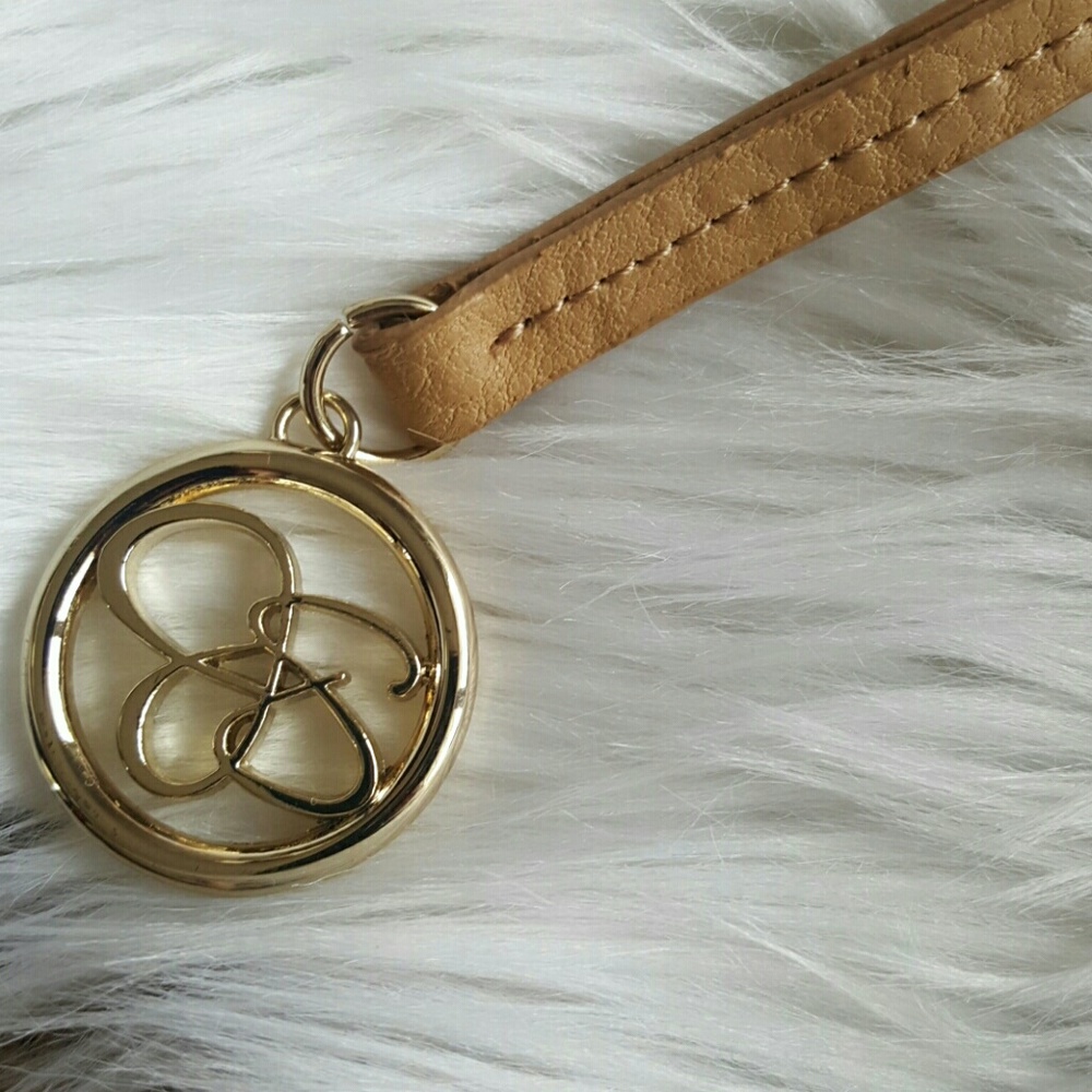 Jessica Simpson Handbag - Picture 2 of 4