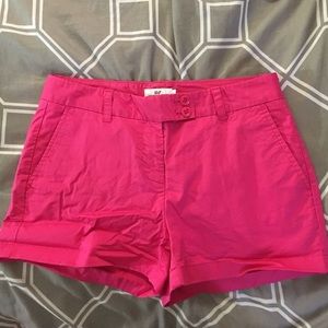 Vineyard vines pink shorts