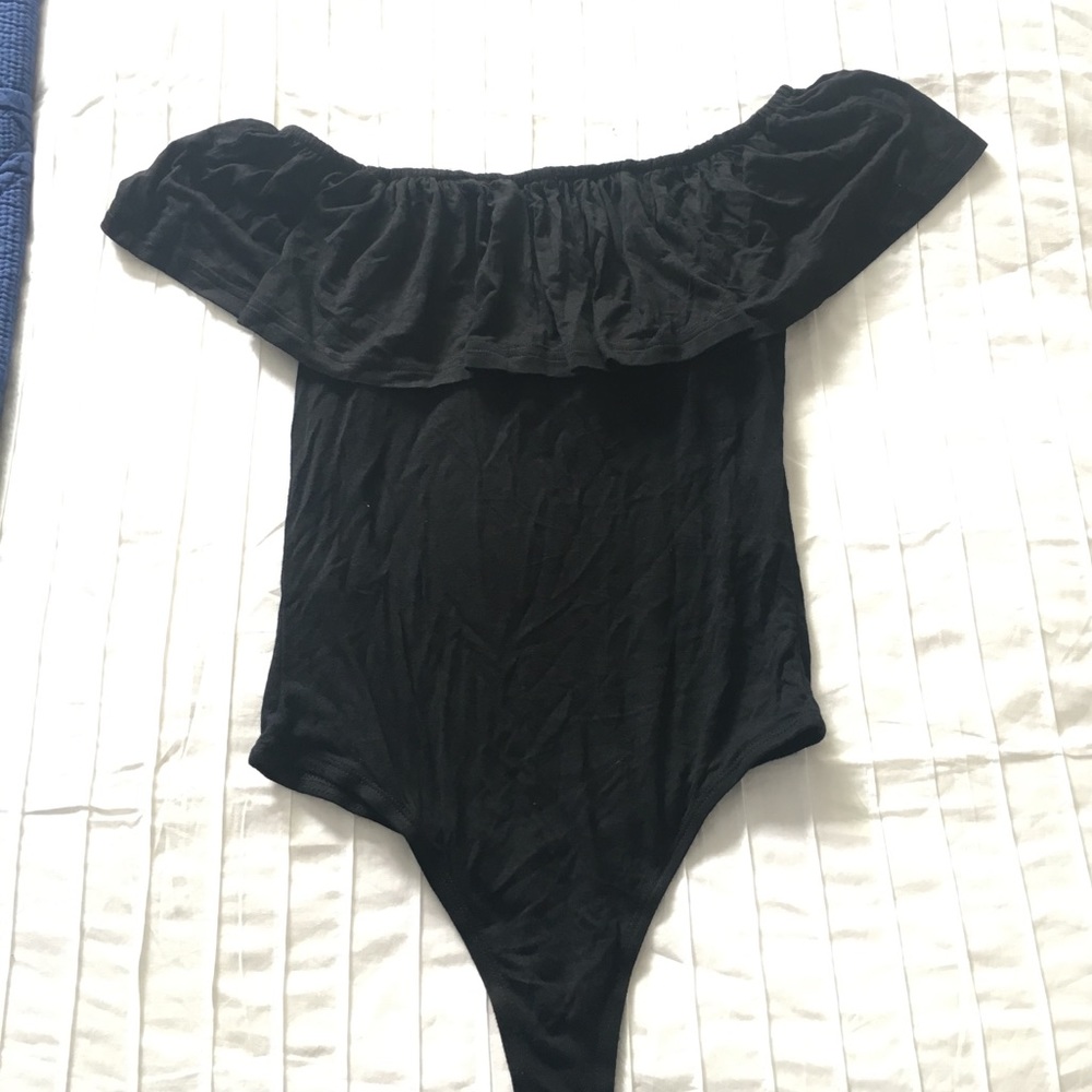 Off shoulder bodysuit.
