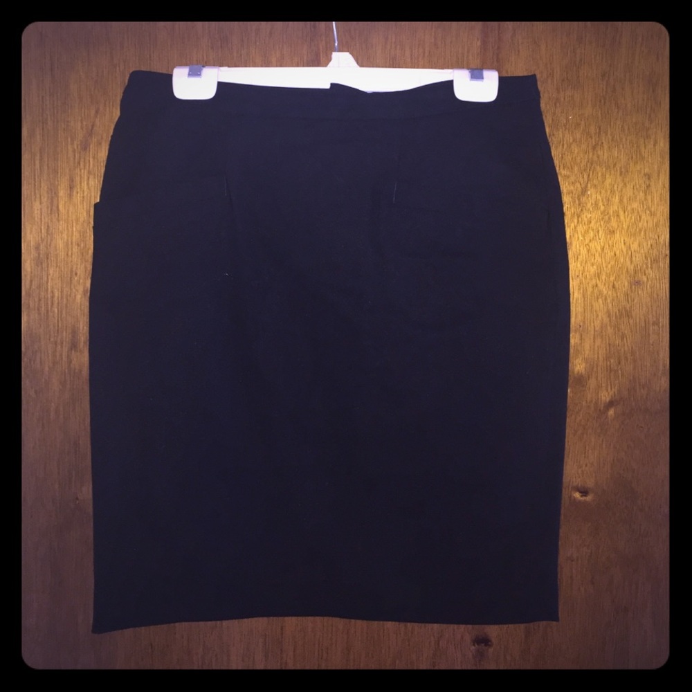 H&M black skirt