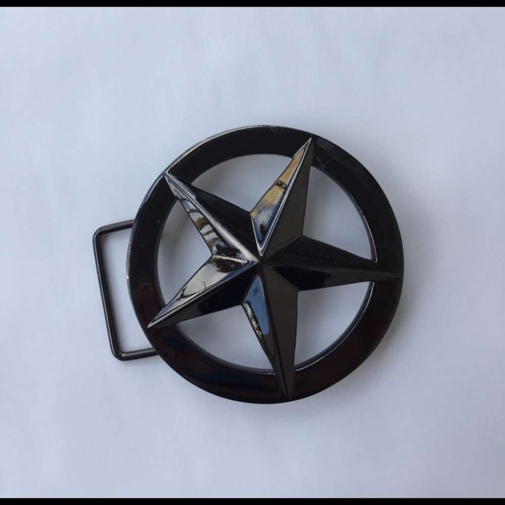 Belt buckle star black