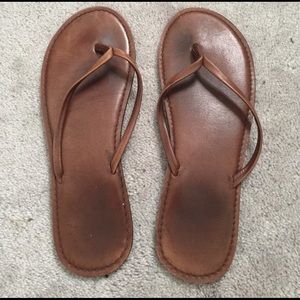 Leather slippers