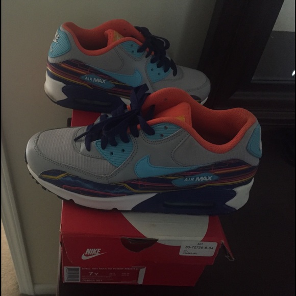 Nike Air Max 90 Prem Mesh- size 7 youth - Picture 2 of 2