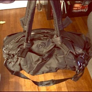 Fabulous Lulu lemon athletic tote 👜