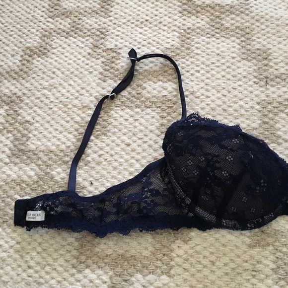 Gilly Hicks bra - Picture 2 of 3