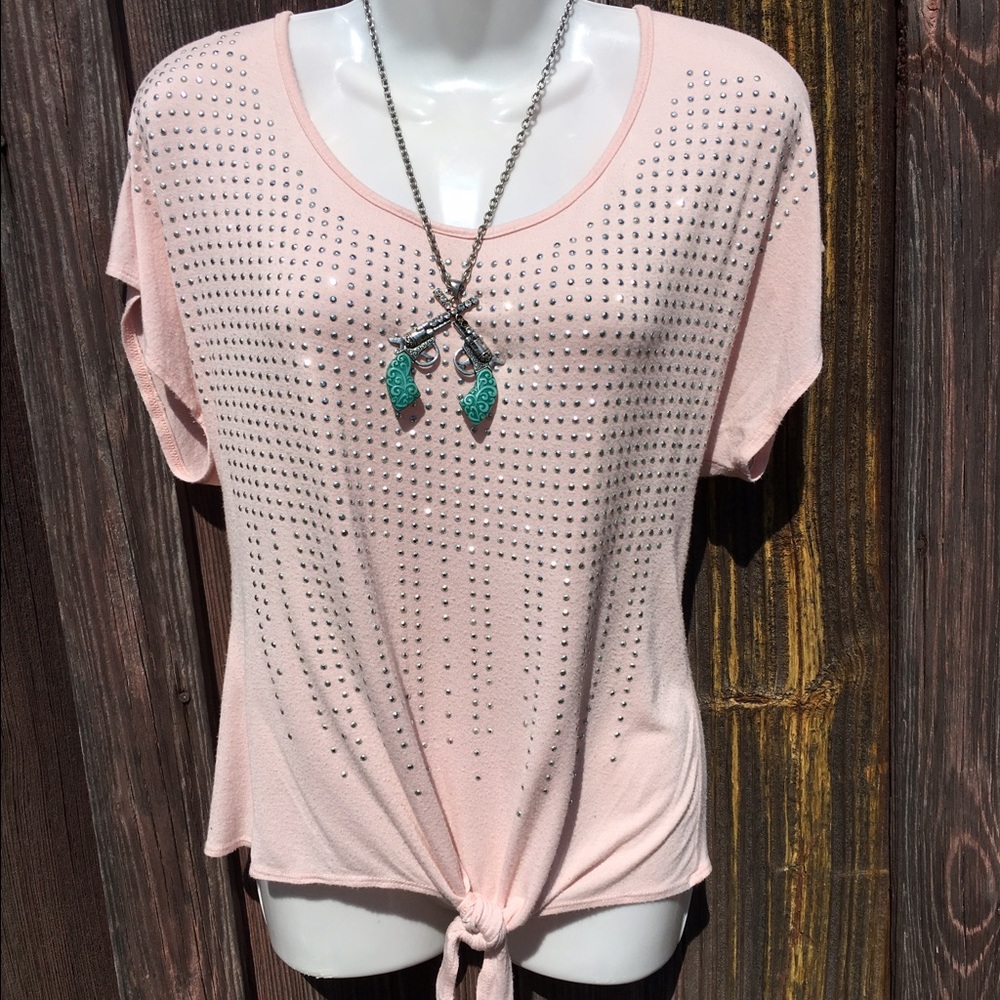 Cute LoveJ shirt. Size xl.