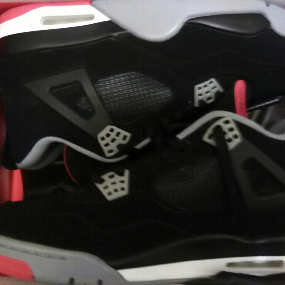 Suede Jordan 4